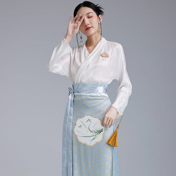 Evie Dazzling Qipao Cheongsam